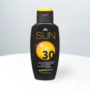 Lea Sun млеко за сончање SPF 30 за лице и тело.